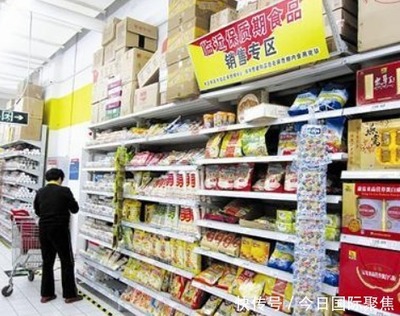 這屆年輕人有多“摳”？光靠著一個(gè)“摳”字，撐起了900億市場(chǎng)食品銷(xiāo)售